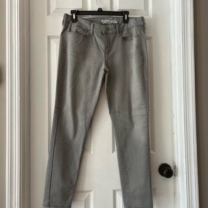 Women’s Denizen Low-Rise Jegging Jeans